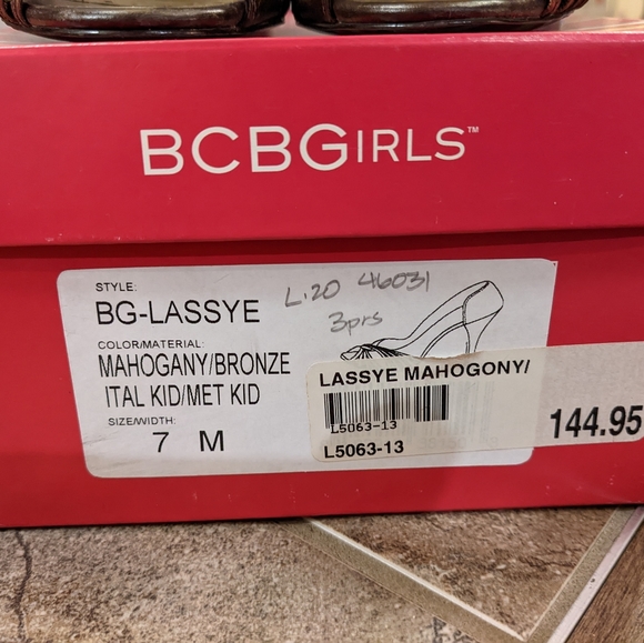 Stunning BCBG heels women size 7 in metallic mahogany bronze brown - Picture 5 of 5